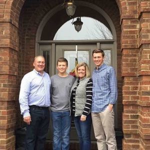 Meet your Posher, Zach